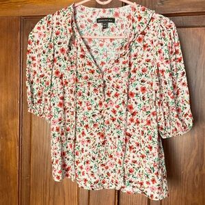 Banana Republic Red Pink Grey Ruffle Short Sleeve 100% Rayon Floral Blouse Small